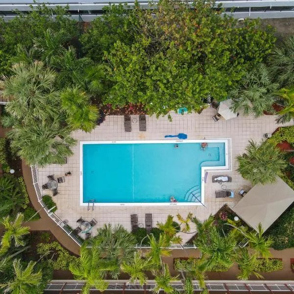 La Costa Beach Club，位于帕诺滩的酒店