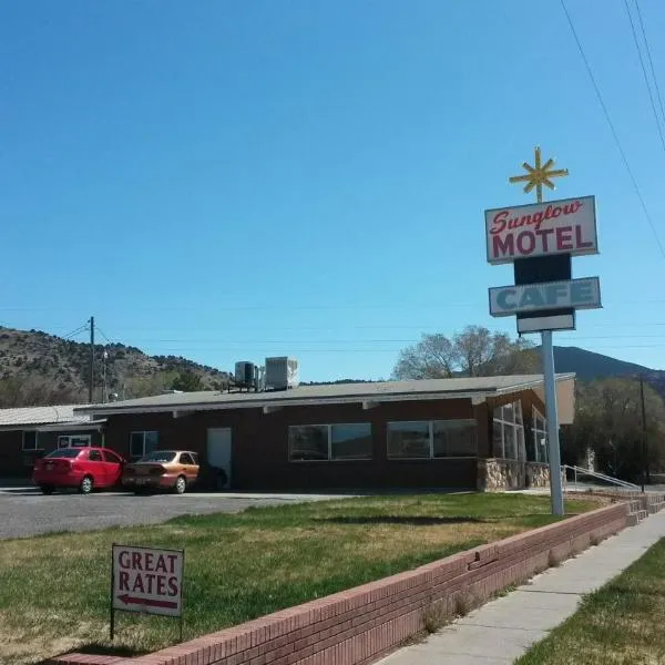 Sunglow Motel，位于Grover的酒店