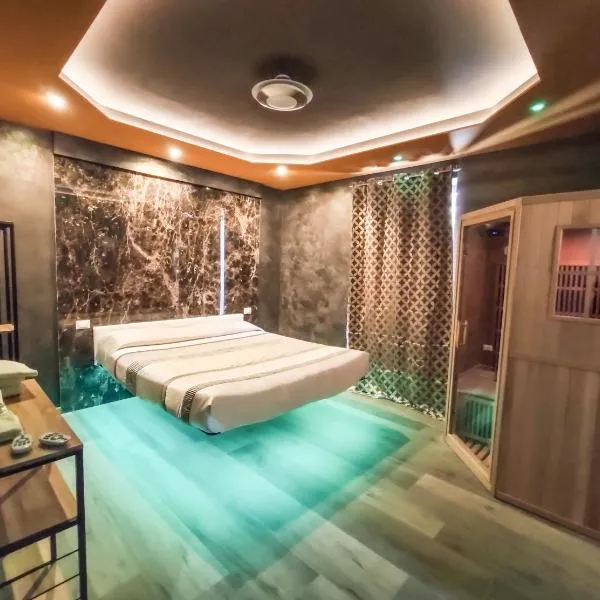 Garda fantasy green jacuzzi sauna piscina，位于波尔佩纳泽德尔加尔达的酒店