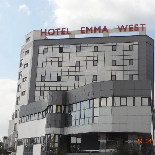 Hotel Emma West，位于Coţofenii din Faţă的酒店