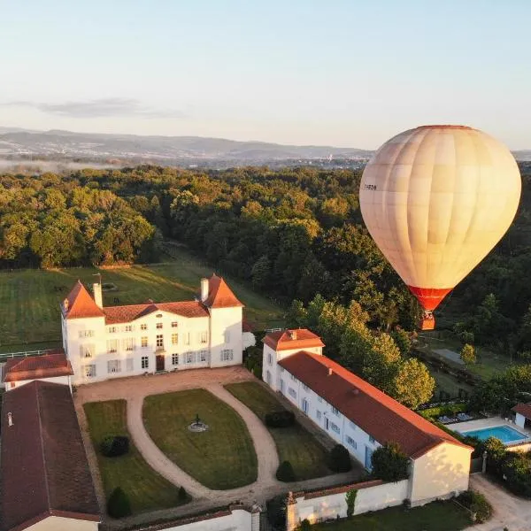 Chateau des Perichons，位于Poncins的酒店