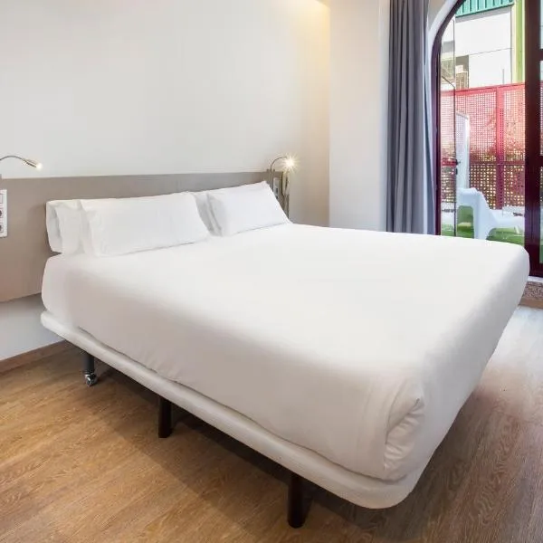 B&B HOTEL Madrid Fuenlabrada，位于乌马内斯-德马德里的酒店