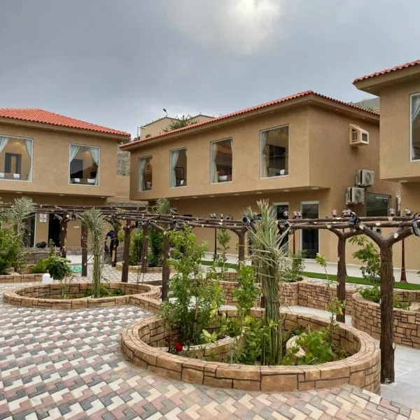 REVERA RESORT，位于Sūq al Ithnayn的酒店