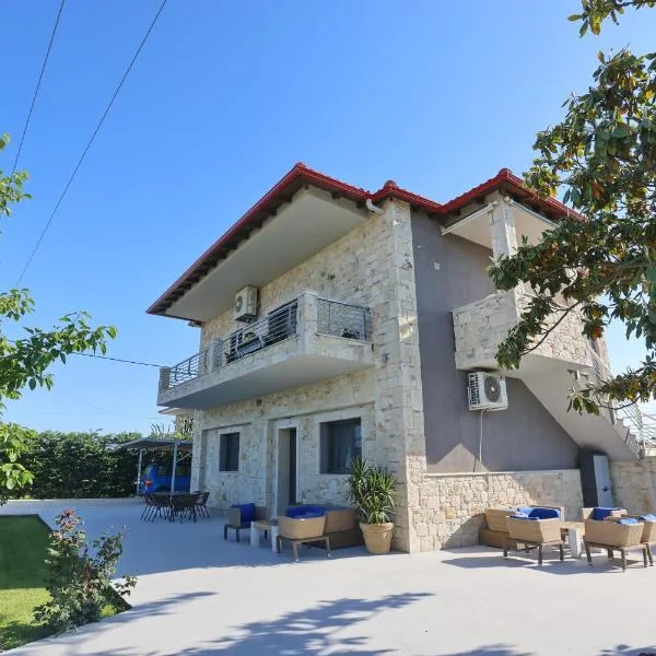 Garden Villa Afytos，位于卡利塞亚-豪客迪克斯的酒店