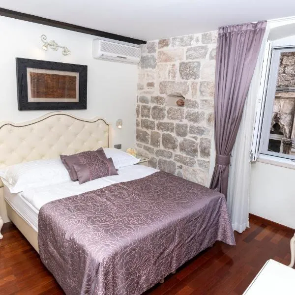 Deluxe Collection Hotel Kastel - Depadanse，位于斯普利特的酒店