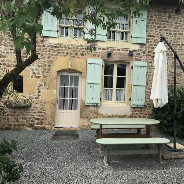 Gite Regal，位于Suaux的酒店
