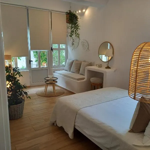 Patmos Little Suites，位于帕特莫斯的酒店