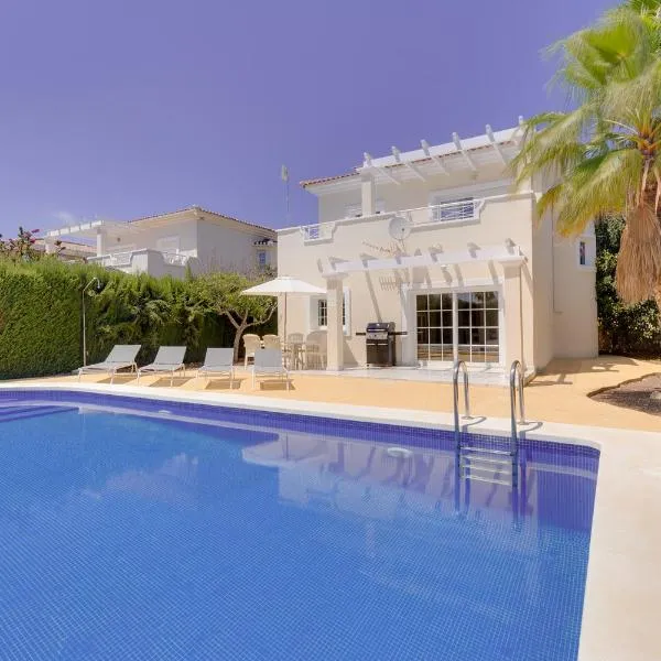 Villa de Murcia - Relaxing Villa with Private Pool，位于Baños y Mendigo的酒店