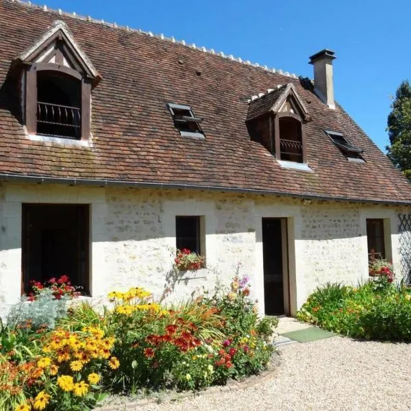 Gîte familial avec grand jardin fleuri, cheminée et activités extérieures, proche Petite Cité de Caractère - FR-1-497-38，位于莫尔塔涅欧佩什的酒店