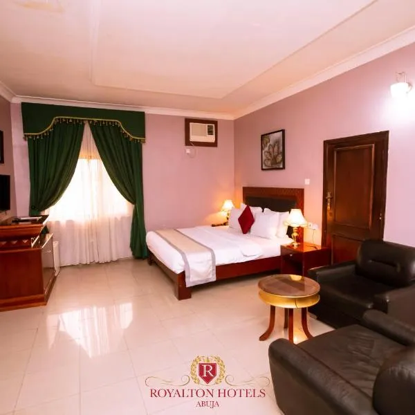 Royalton Hotels Abuja，位于Jahi的酒店