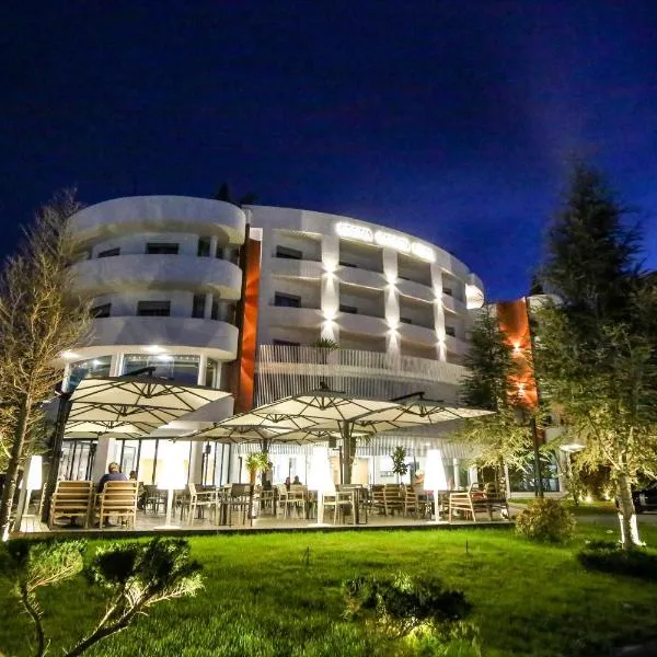 Regina Garden Vlore,位于伏罗拉的酒店