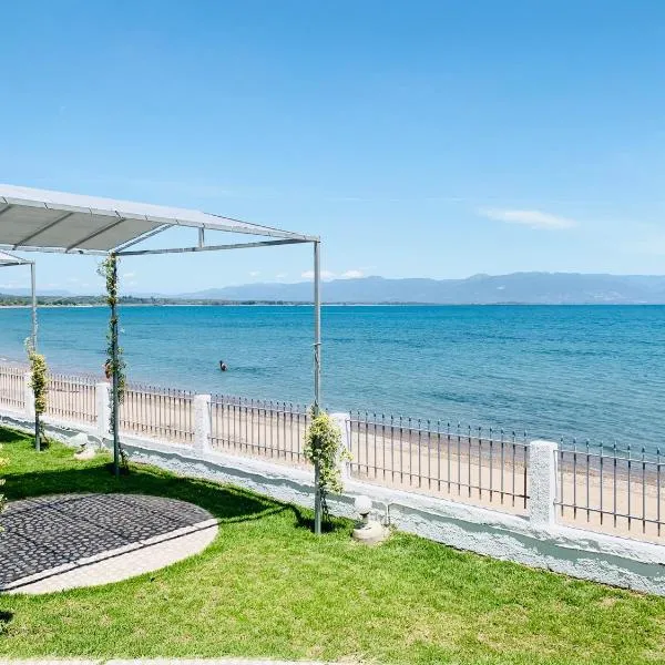 Seaside Bungalows Petalidi，位于佩塔里德海昂的酒店