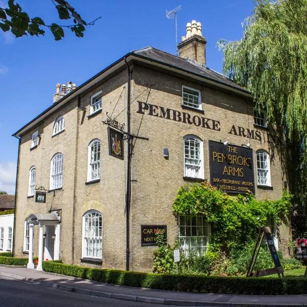 彭布罗克阿姆斯酒店，位于Berwick Saint James的酒店