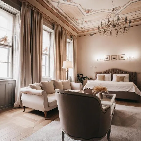 Room42 - Suites & Apartments，位于瑙吉伯尔热尼的酒店