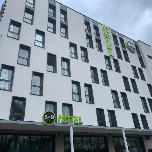 B&B HOTEL Champigny-sur-Marne，位于马恩河畔的尚格尼的酒店