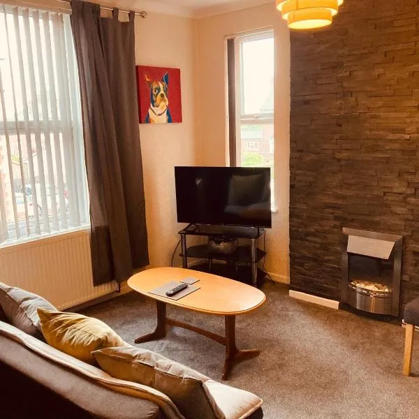 Charming Spacious Apartment, Kidderminster，位于布由德利的酒店