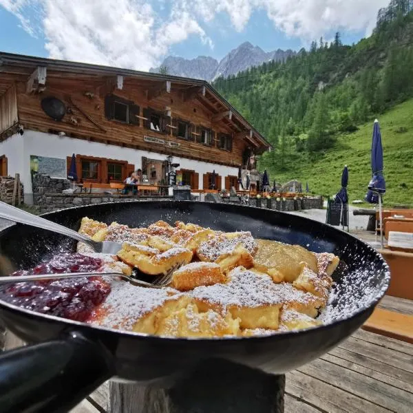 Binsalm- Schutzhütte，位于因斯布鲁克的酒店