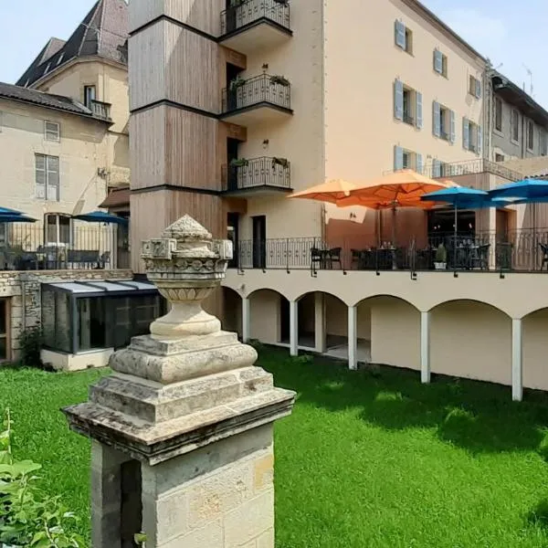 Hotel-Restaurant des Augustins - Cosy Places by CC - Proche Sarlat，位于Marnac的酒店