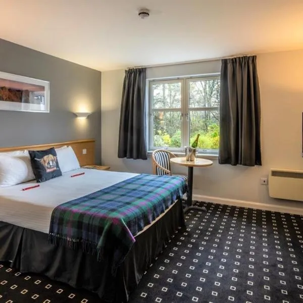 Pinehurst Lodge Hotel - Aberdeen，位于巴尔莫迪的酒店