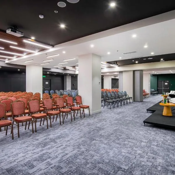 Holiday Inn Yerevan - Republic Square by IHG，位于埃里温的酒店