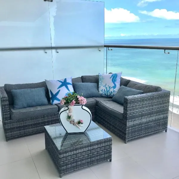 Departamentos frente al mar，位于通苏帕的酒店