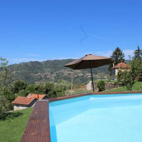 Casa de Campo - Cinfães do Douro，位于辛方伊什的酒店
