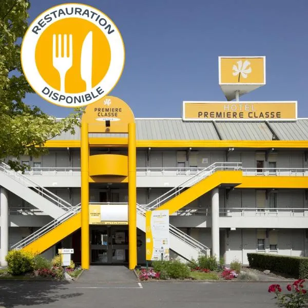 普瑞弥尔卡萨莱利维勒纳夫皮埃尔莫鲁瓦体育场酒店，位于勒藏讷的酒店