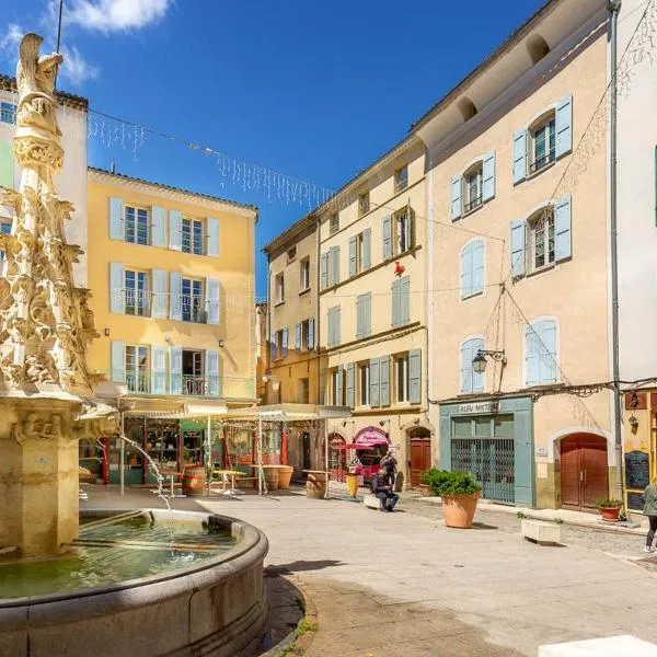 Provence Au Coeur Appart Hotels，位于福卡尔基耶的酒店