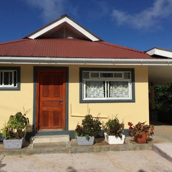 Mountain Top Chalet，位于维多利亚的酒店