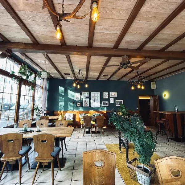 黑熊葡萄酒屋及酒店，位于科布伦茨的酒店