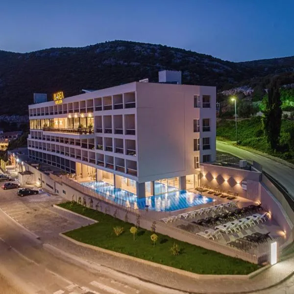 Marea Hotel & Spa，位于Kamenice的酒店
