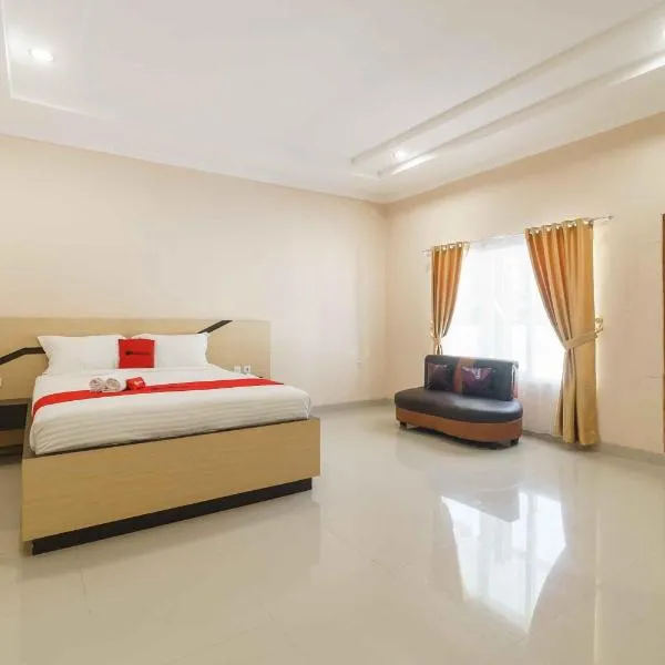 RedDoorz @ Hotel Copacobana Bengkulu，位于明古鲁省的酒店