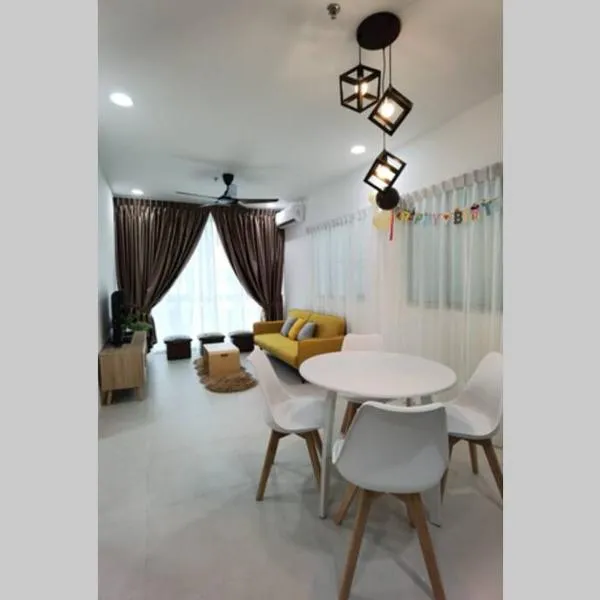 Jeff and Ricky Homestay Matang Metrocity，位于Kampong Segong的酒店