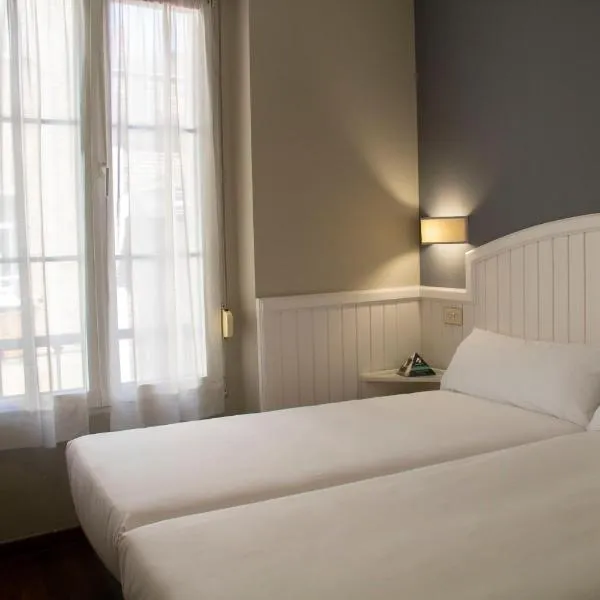 Alda Miramar Rooms，位于比利亚维西奥萨的酒店