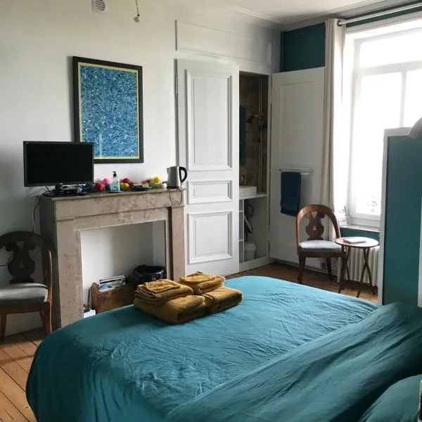 Chambre cosy dans maison de maître，位于滨海布洛涅的酒店