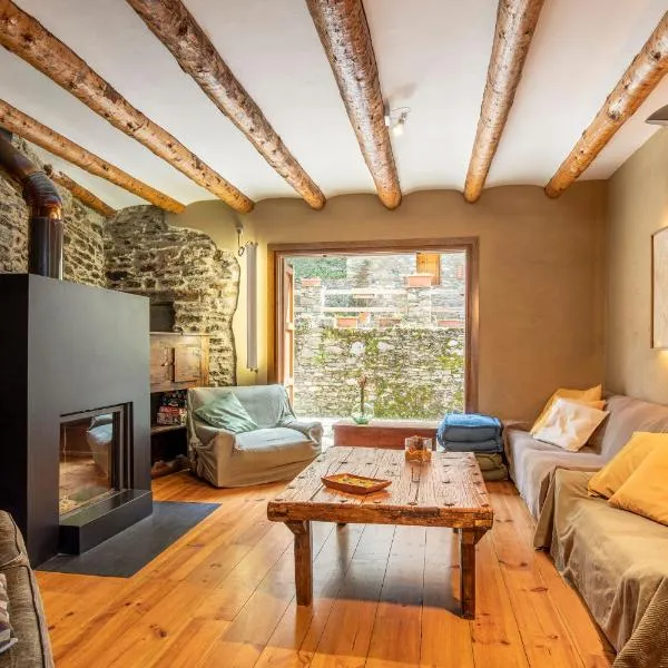 Casa Mora Vall Fosca，位于Central的酒店