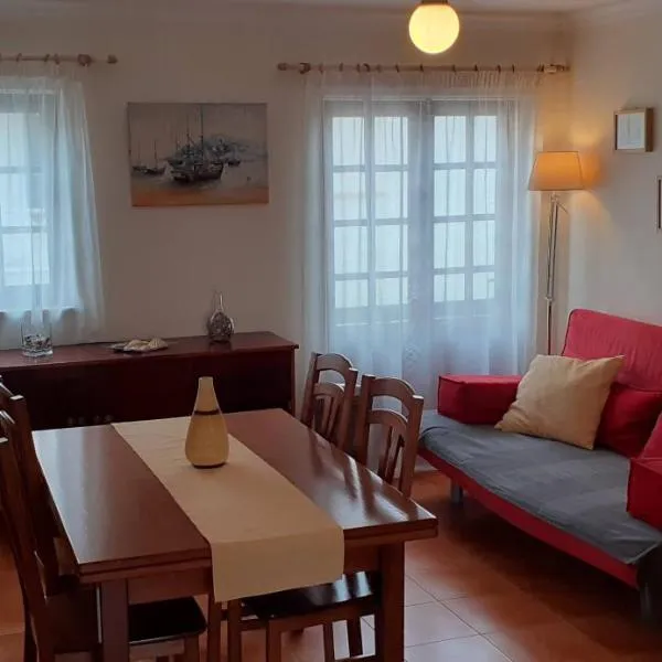 Holiday House Tocha，位于帕列伊罗斯达托沙的酒店