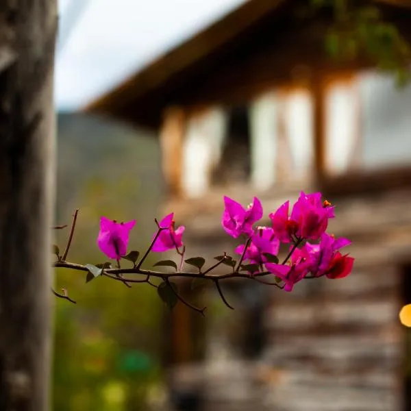 Cozy Log Cabin-Ojo de Agua-Villa de Leyva-WIFI，位于莱瓦镇的酒店