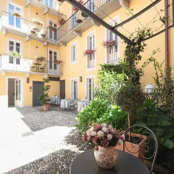 Antico Borgo B&B Cannobio，位于坎诺比奥的酒店