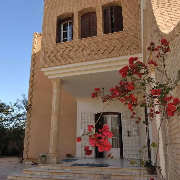 Maison D'Hôtes villa Fatima，位于Bilād al Ḩaḑar的酒店