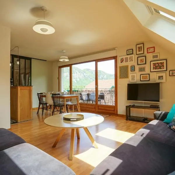 Les Aravis - Apartment for 6 people 5min from the lake，位于日耶的酒店