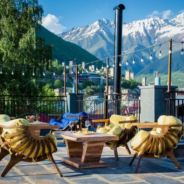 Hotel Mestia Inn，位于梅斯蒂亚的酒店