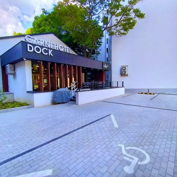 Garni Hotel DOCK Bratislava，位于布拉迪斯拉发的酒店