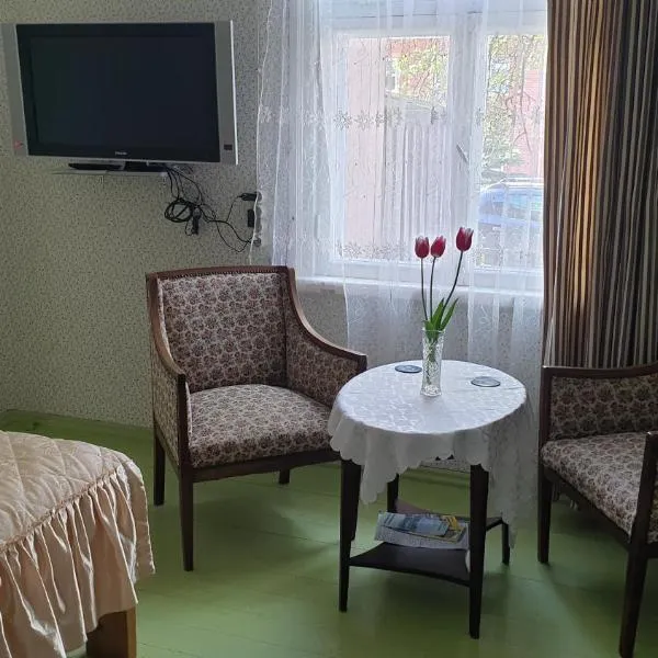 Romantisks apartaments ar lapenīti G18，位于利加特内的酒店