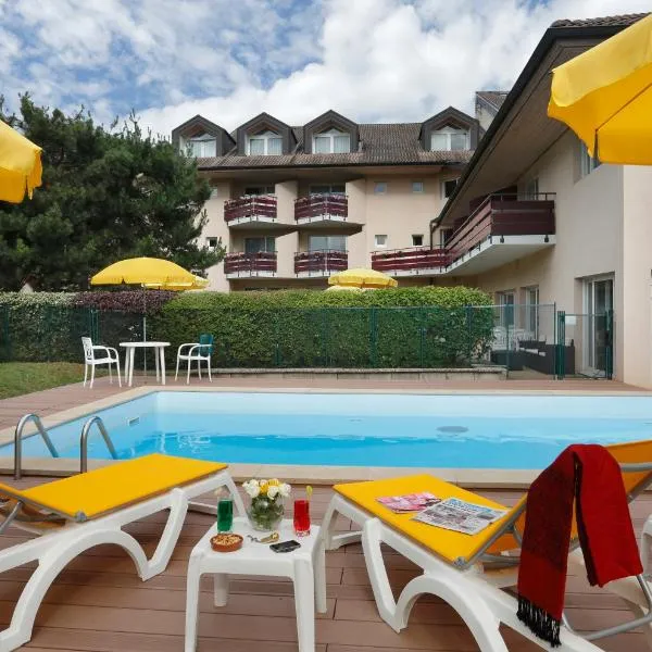 Logis Hotel Arc En Ciel，位于托农莱班的酒店