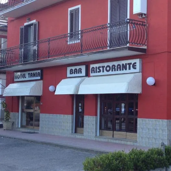 Hotel Tania，位于Casa Giosafat的酒店