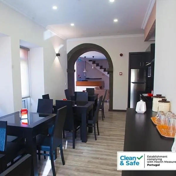 D. Irene Hostel，位于Cabo da Praia的酒店