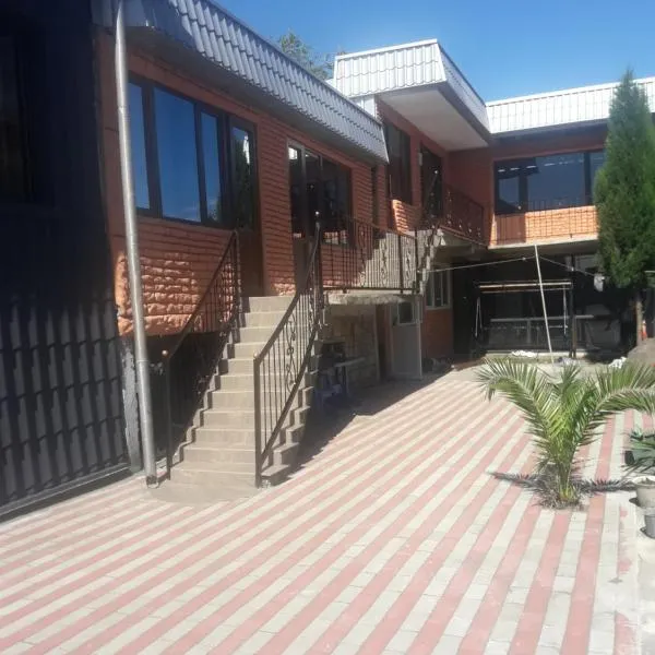 Bagrationi 54，位于科布列季的酒店