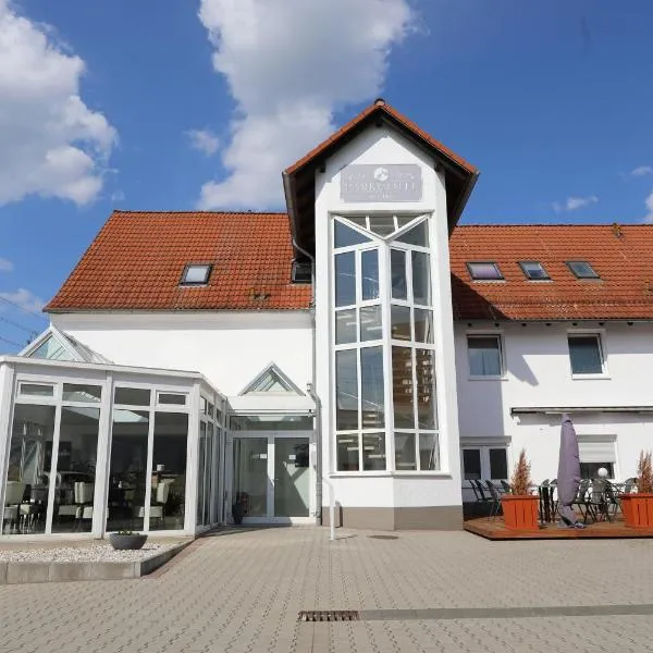 Parkhotel am Schloss Machern，位于Naunhof的酒店