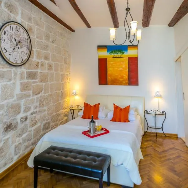 Kanavelic place - Old town Korcula，位于科尔丘拉的酒店